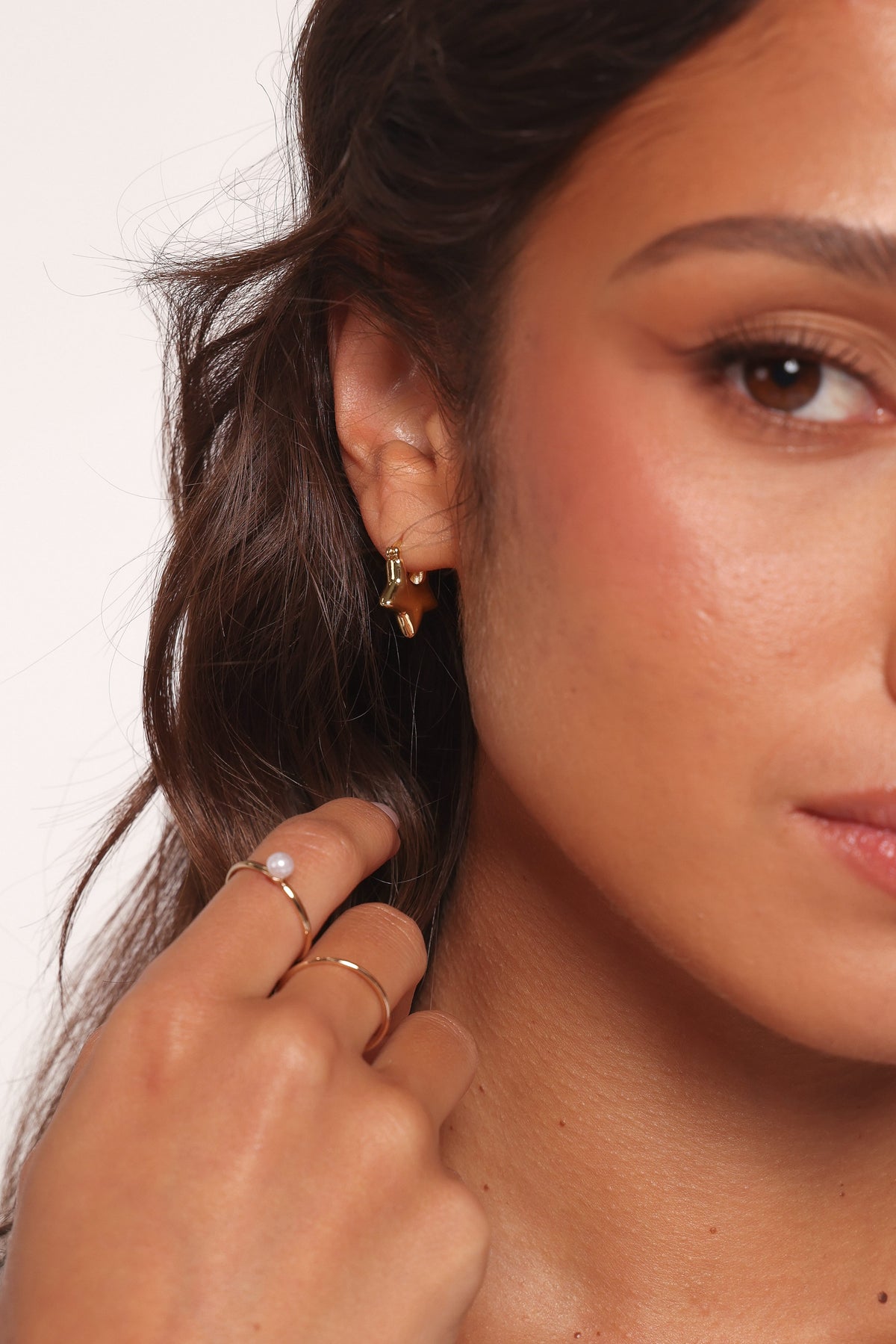 Scarlet Star Earrings - Gold