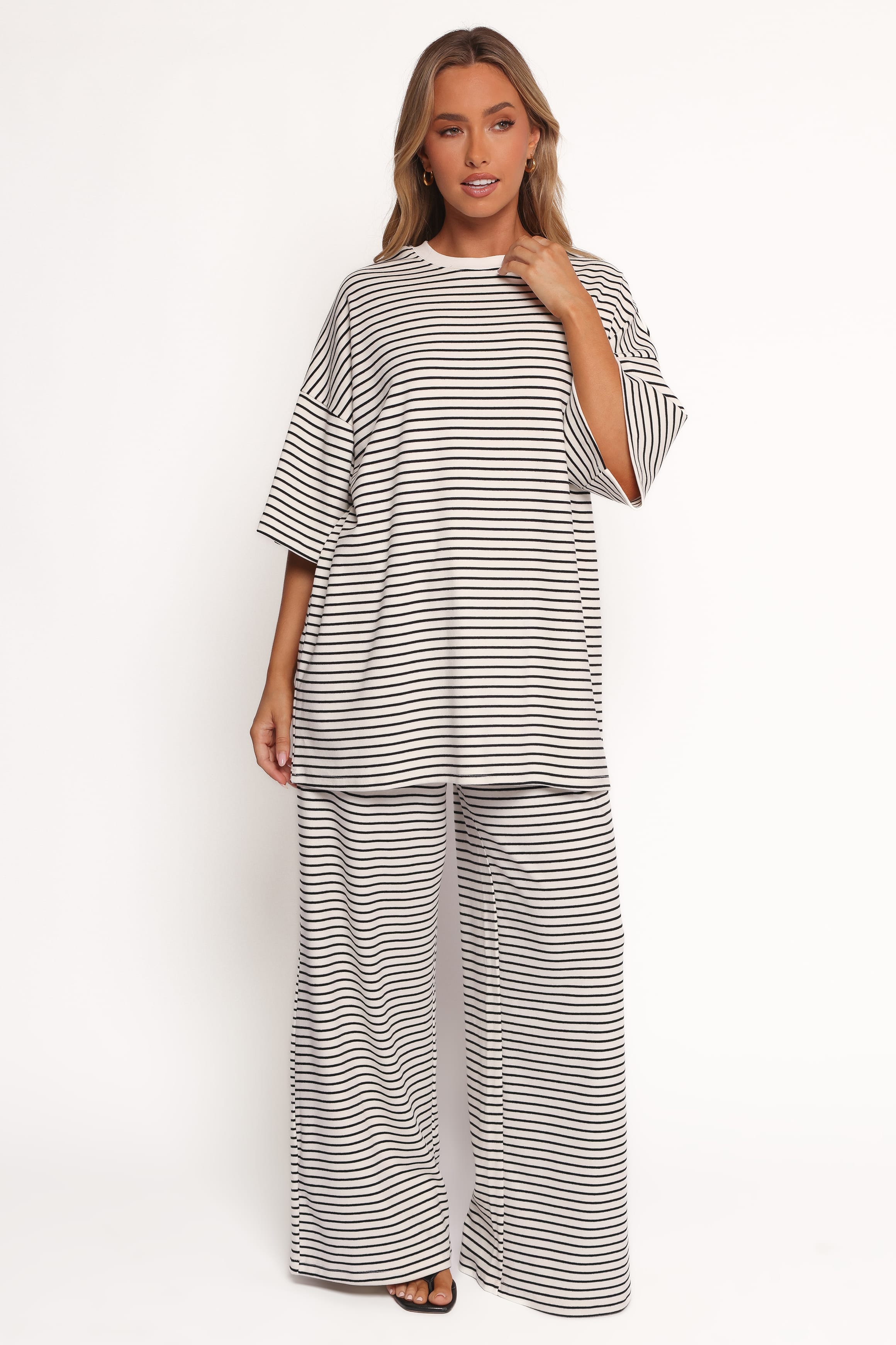 Wilda Oversized Tee - White Black Stripe