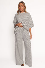 Wilda Oversized Tee - White Black Stripe